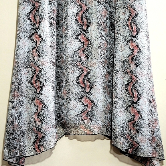 REITMANS Assymetrical Summer Dress Size Large - Picture 5 of 11